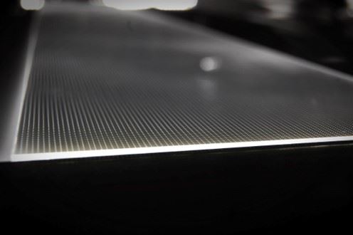 雷射雕刻LED背光板